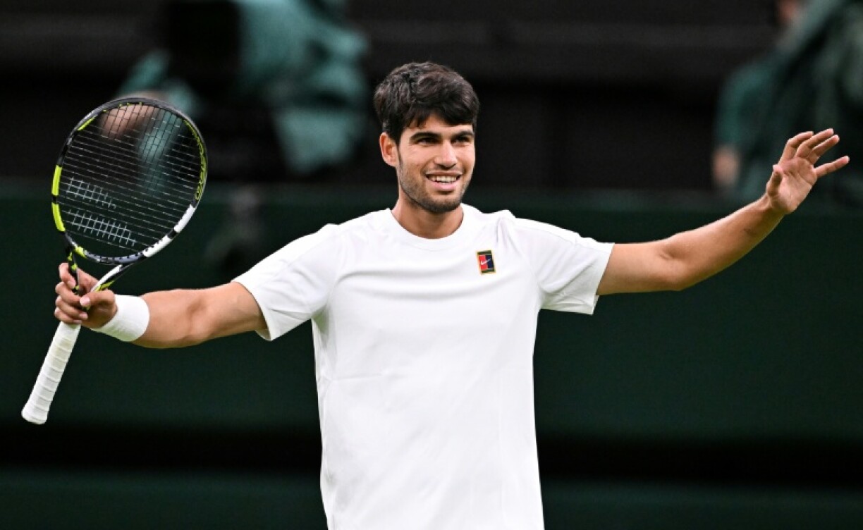 Spain's Carlos Alcaraz is through to the Wimbledon quarter-finals