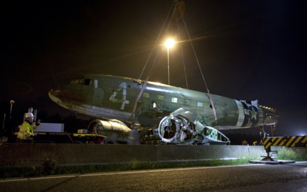 A WWII Dakota C47 that was to be used as a prop in 'Soldier of Orange'