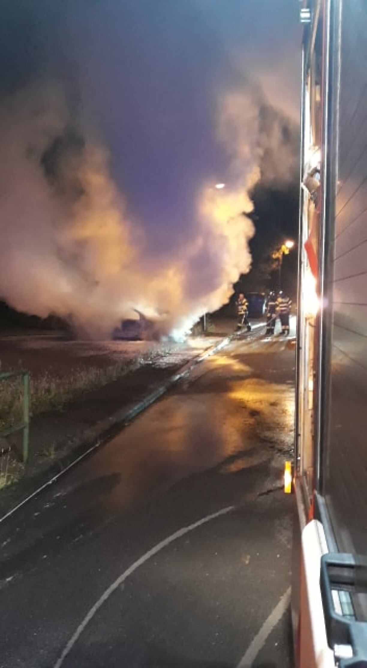 Une photo prise à l'arrivée des pompiers sur les lieux de l'incendie