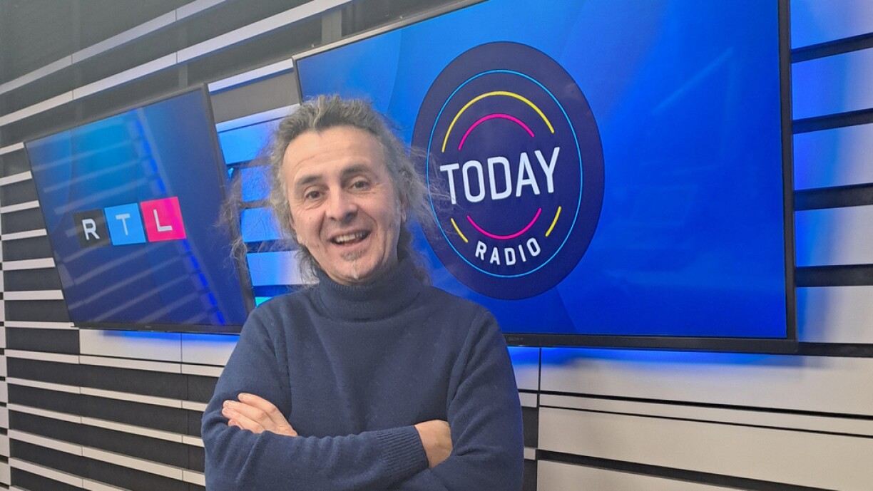 Donato Rotunno of Tarantula presents documentary on Cercle Culturel Curiel