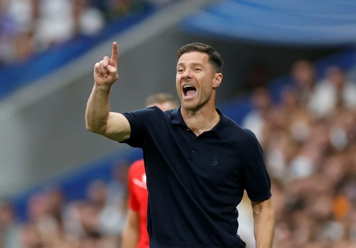 Real Madrid's Spanish coach Xabi Alonso is hoping his players keep their feet on the ground this season, he said before the derby clash against Atletico Madrid
