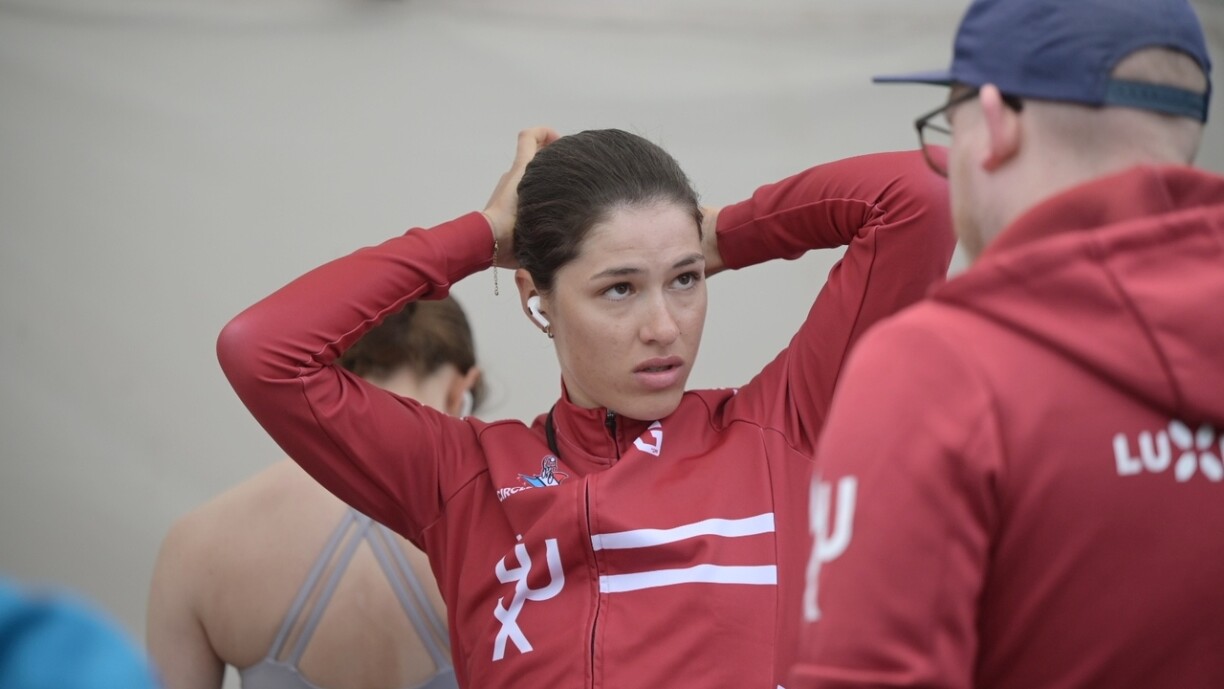 Marie Schreiber avant le début des compétitions en cyclisme