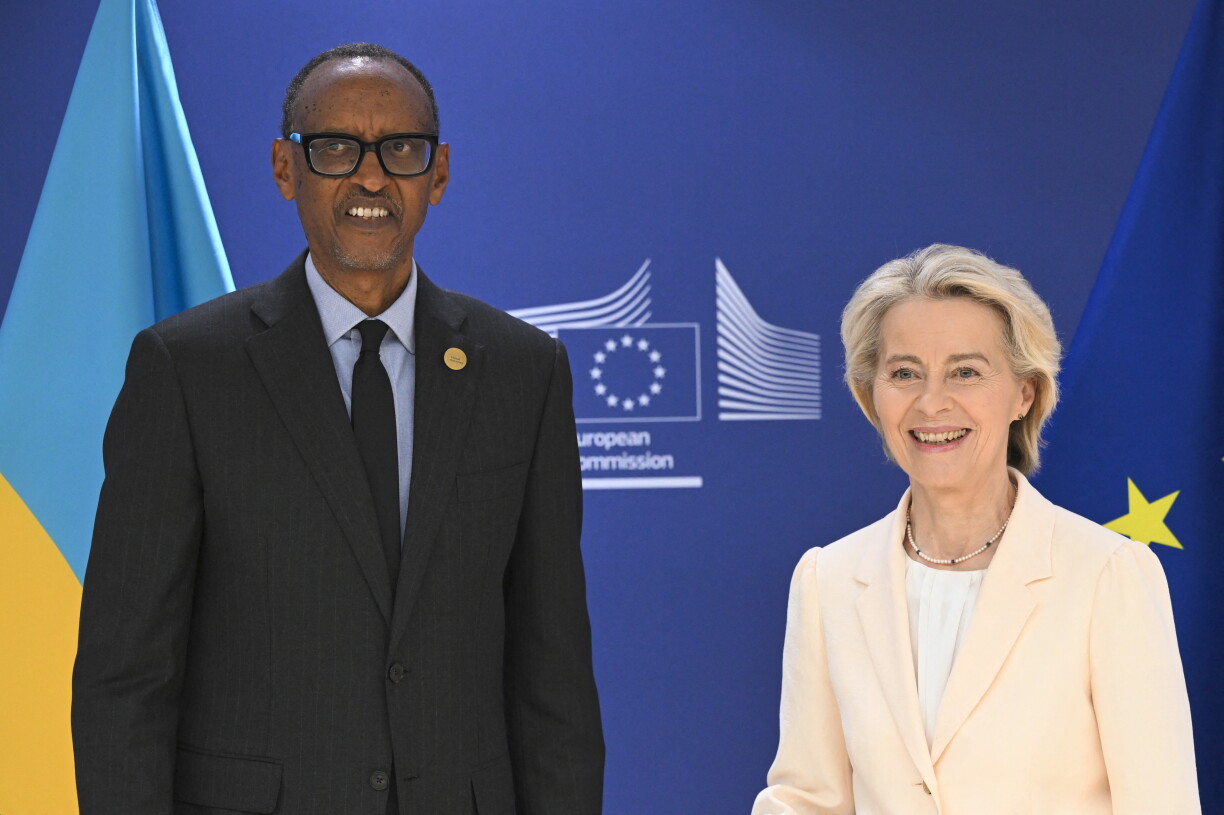 De ruandesche President Paul Kagame an d'EU-Kommissiounpresident Ursula von der Leyen bei engem Sommet zu Bréissel am Oktober 2025.
