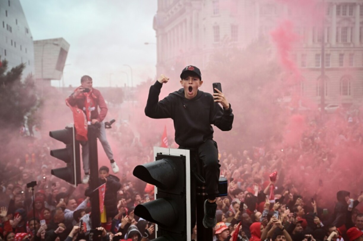 An estimated one million Liverpool supporters had lined the city's streets to celebrate
