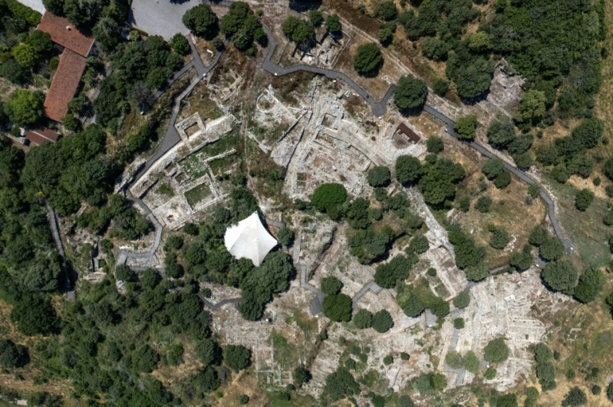 Cette photographie aérienne montre les ruines de la ville de Troie à Çanakkale, le 2 juin 2026