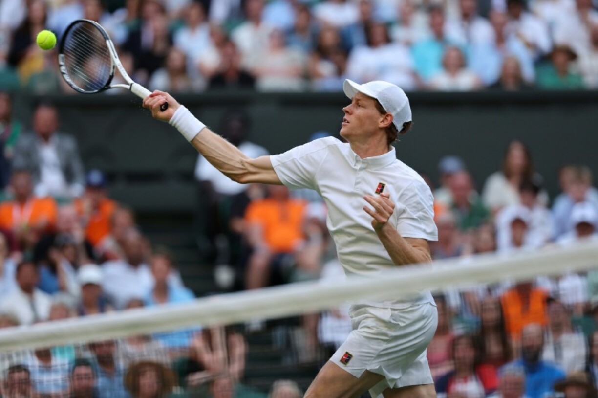 Italy's Jannik Sinner has cruised into the Wimbledon third round