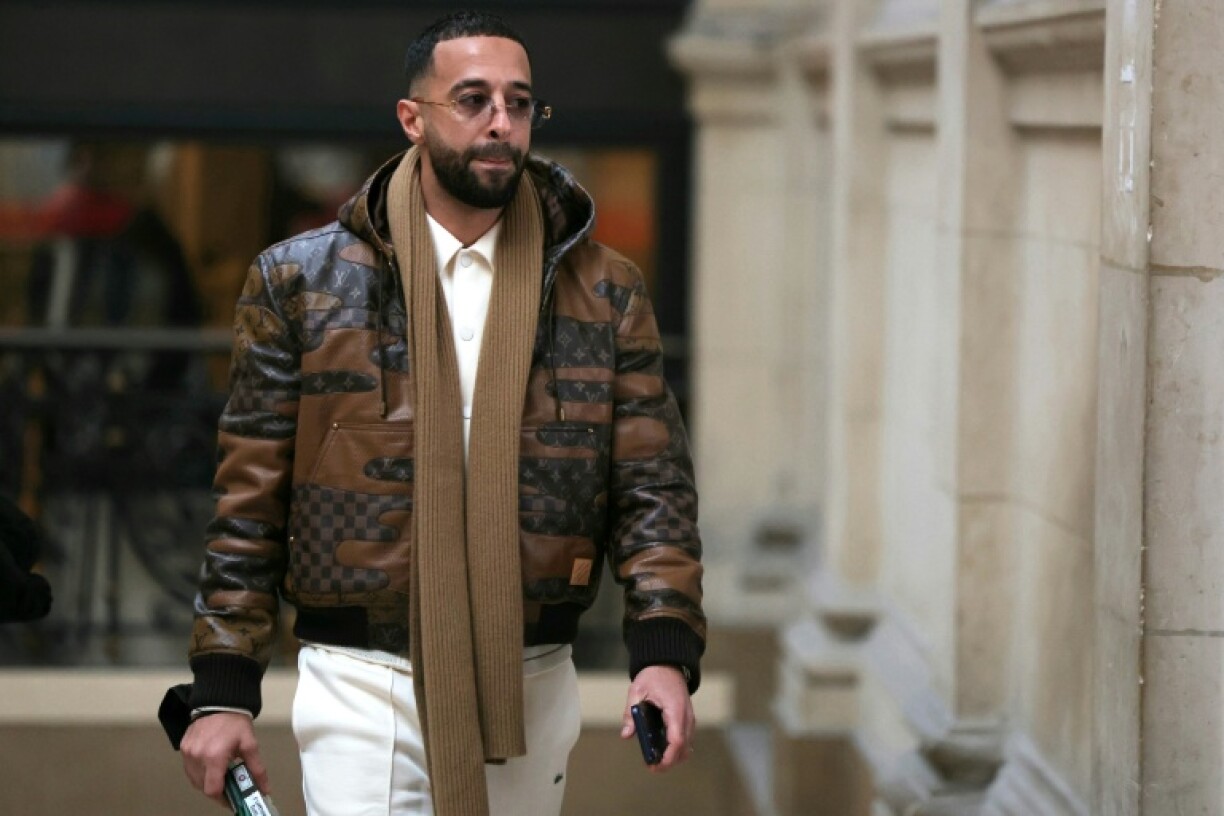 Le rappeur Naps, de son vrai nom Nabil Boukhobza, arrive au tribunal de Paris, le 16 février 2026