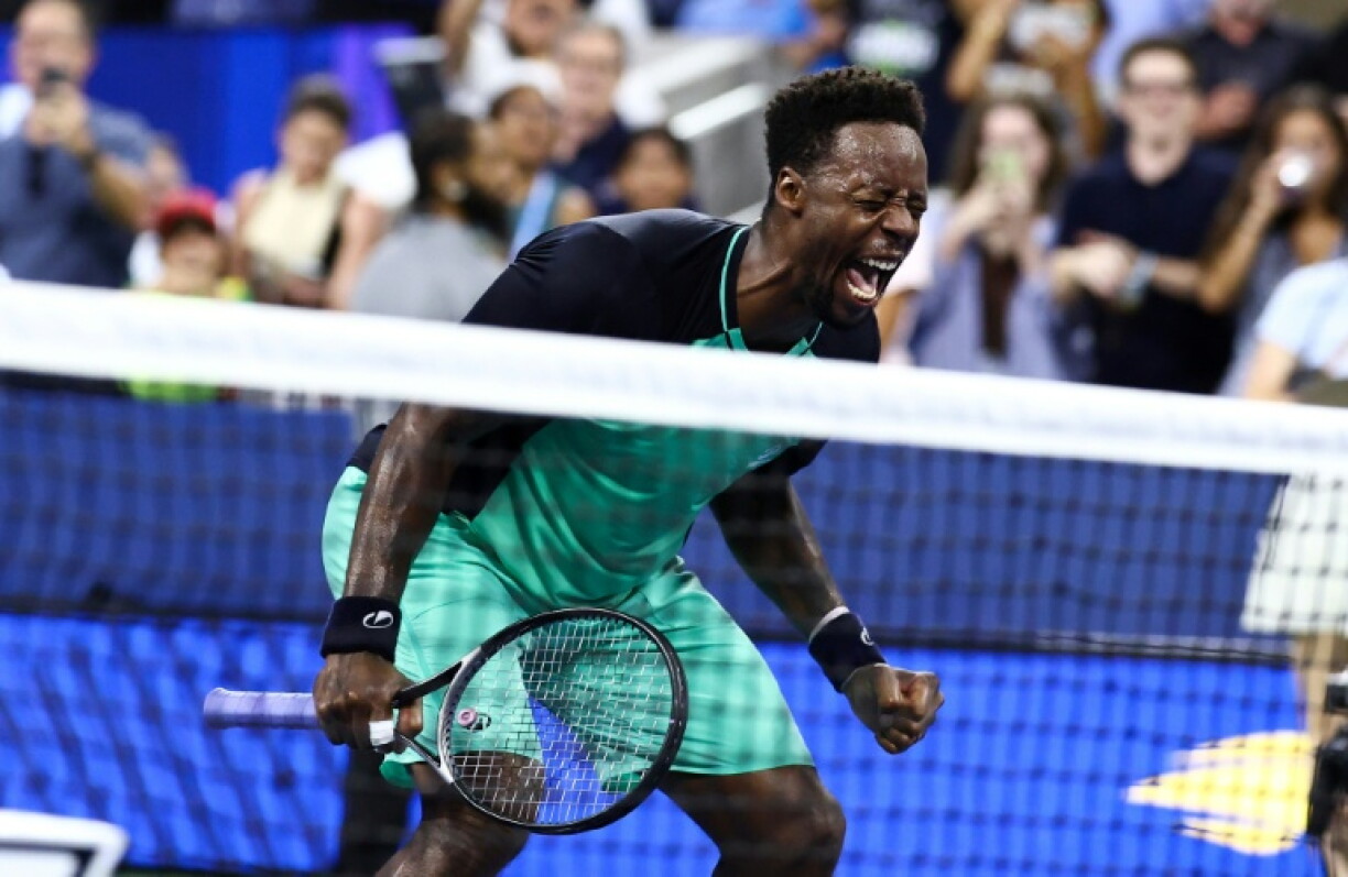 Le Français Gaël Monfils exulte après avoir battu le Paraguayen Adolfo Daniel Vallejo lors du premier tour de l'US Open 2026, à New York, le 1er septembre 2026