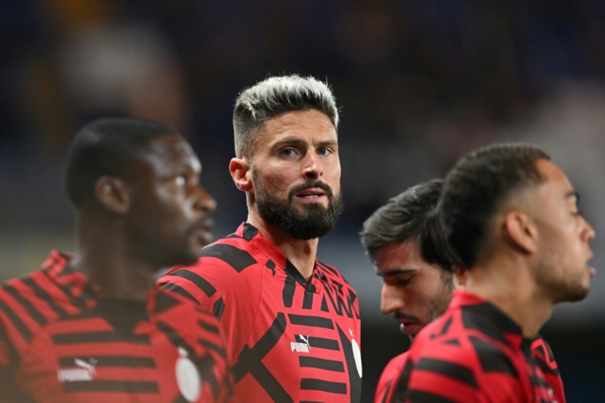 L'attaquant de l'AC Milan Olivier Giroud (au centre) lors du match de la 3e journée de Ligue des champions face à Milan le 5 octobre 2022 à Londres