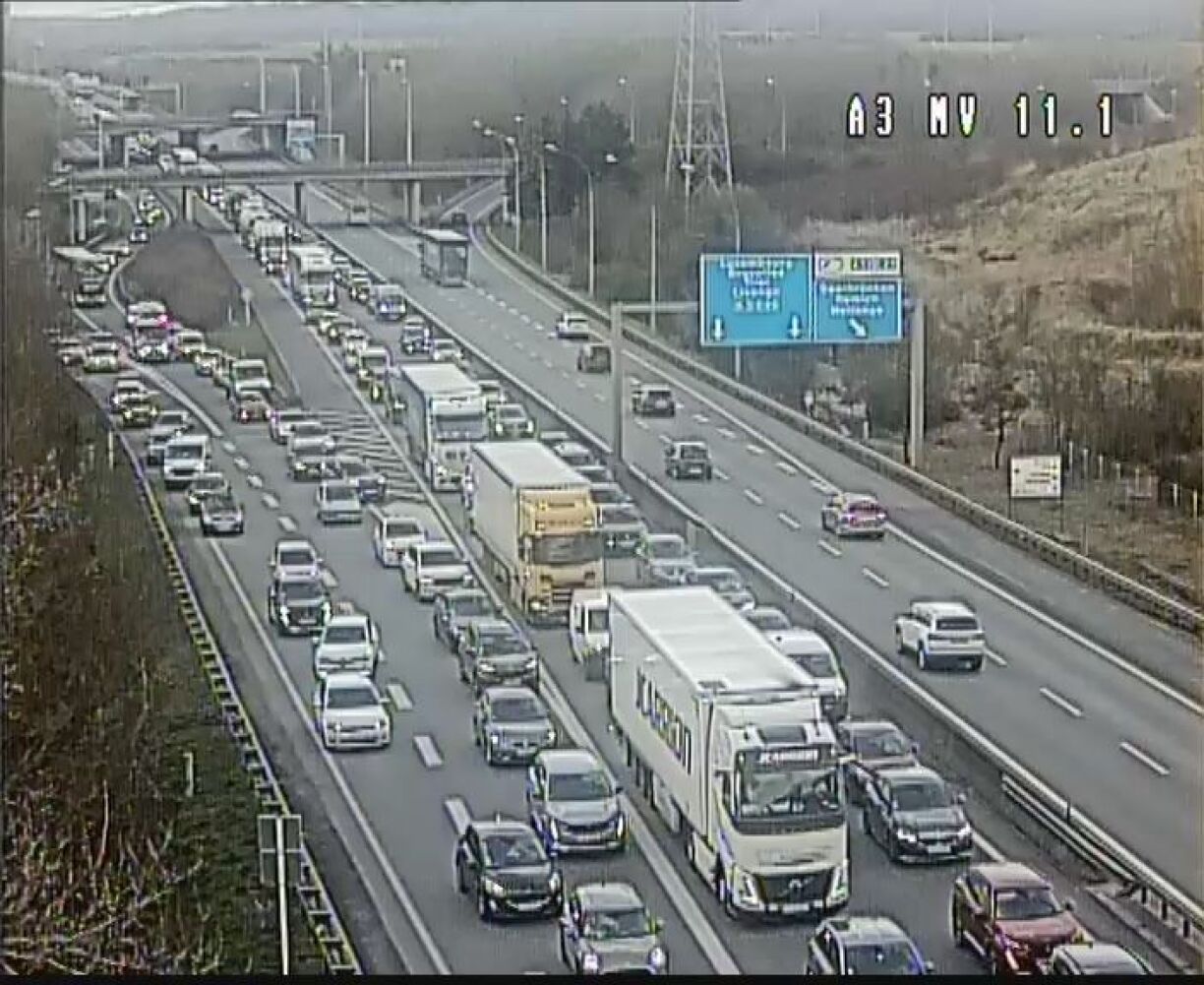 Point de situation sur l'autoroute A3 en direction de la France à hauteur de la croix de Bettembourg à 16h27