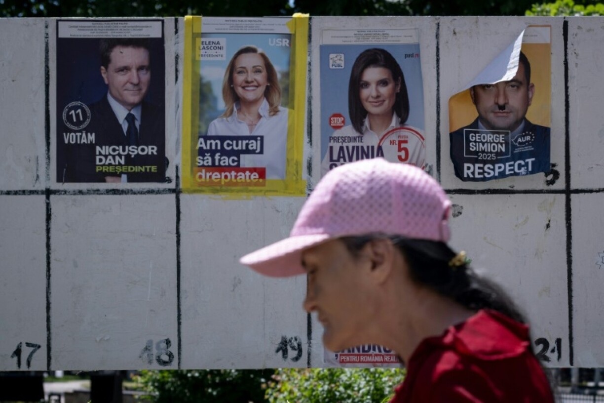 Simion has slammed 'Brussels' unelected bureaucrats'