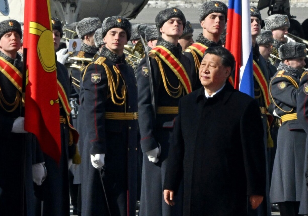 Le président chinois Xi Jinping à son arrivée à l'aéroport moscovite de Vnoukovo, le 20 mars 2023
