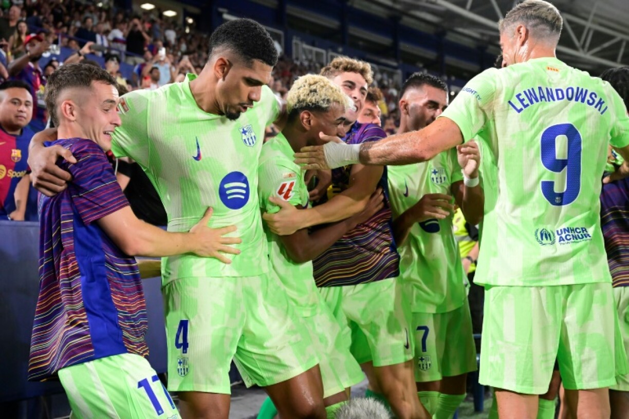 Lamine Yamal's cross forced a late own-goal as Barcelona fought back to win 3-2 at Levante