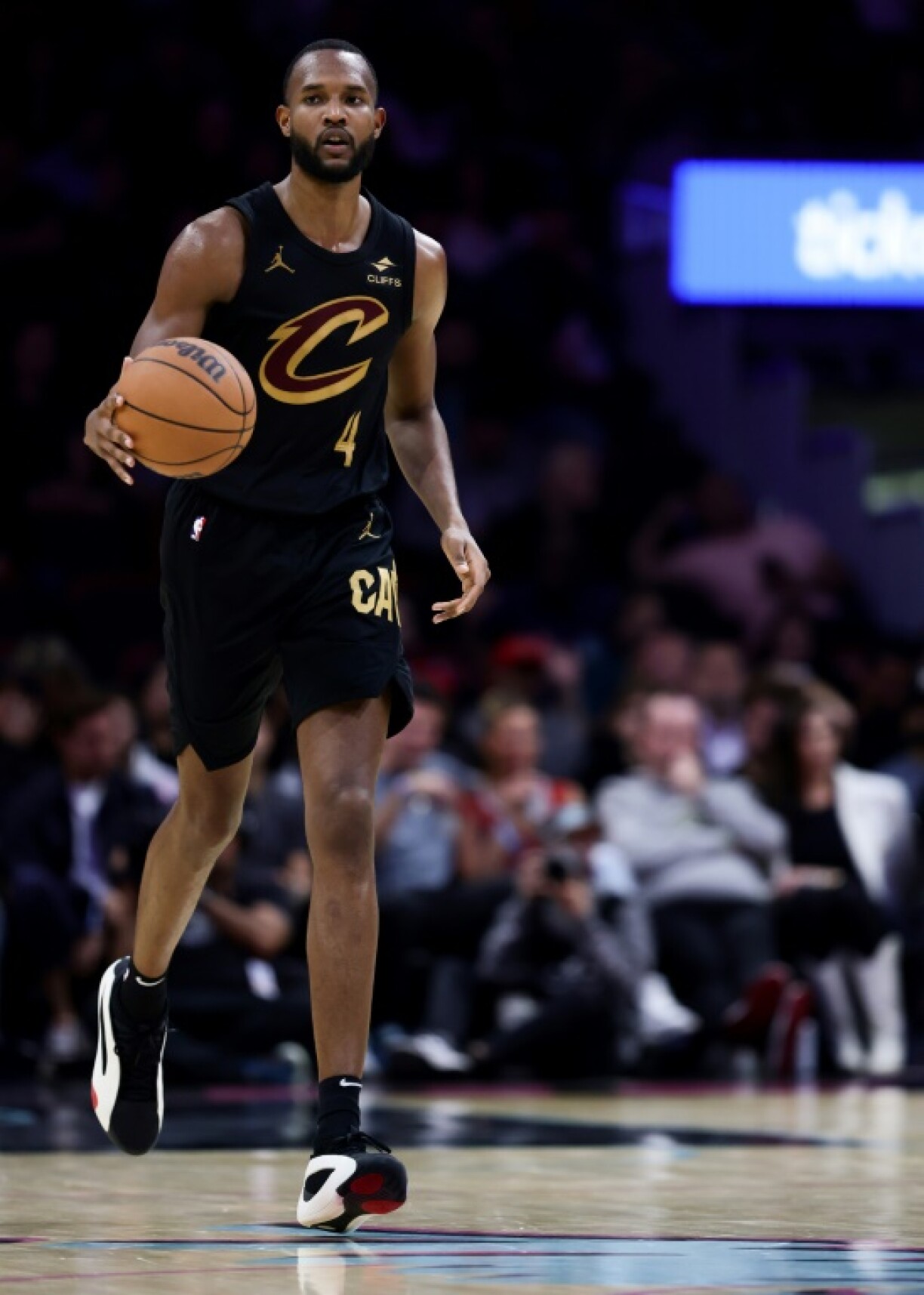 Evan Mobley's 28 points helped the Cleveland Cavaliers down the Minnestoa Timberwolves