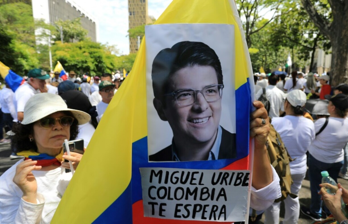 Several marches and prayer vigils have been held for Miguel Uribe since the June 7 assassination attempt