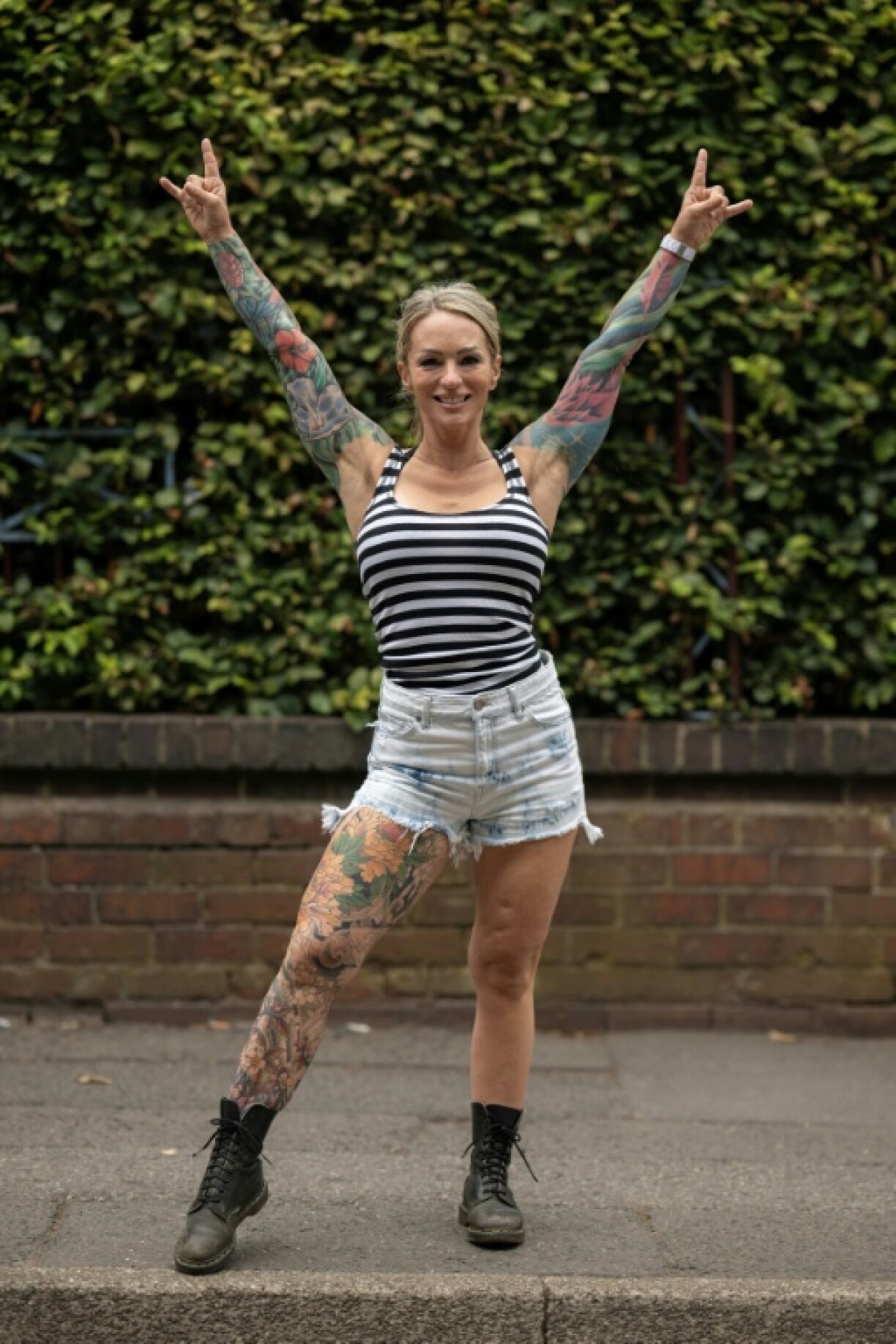 Tanya Baker est venue des Etats-Unis pour assister au dernier concert de Black Sabbath et de son chanteur emblématique Ozzy Osbourne le 5 juillet 2025 à Birmingham (Angleterre)