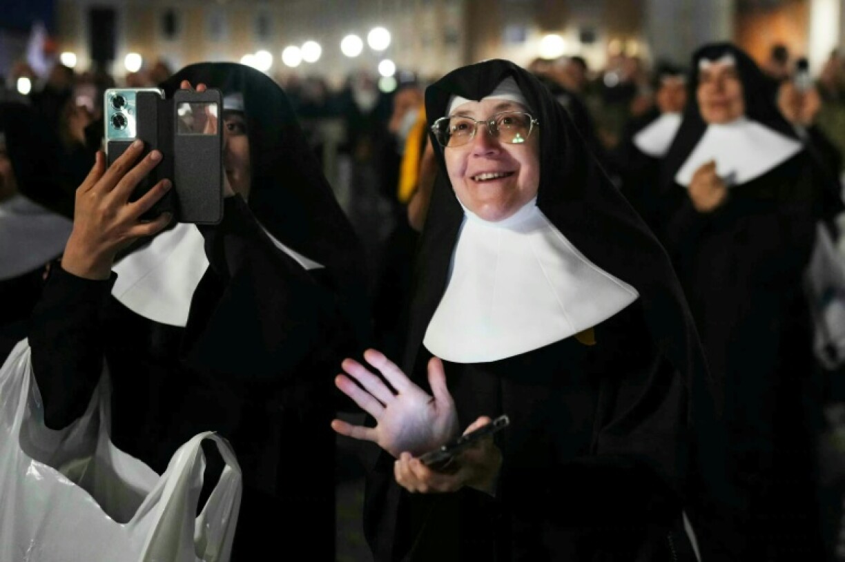 Some in the crowd said they were not disappointed cardinals had not elected a new pope on the first try