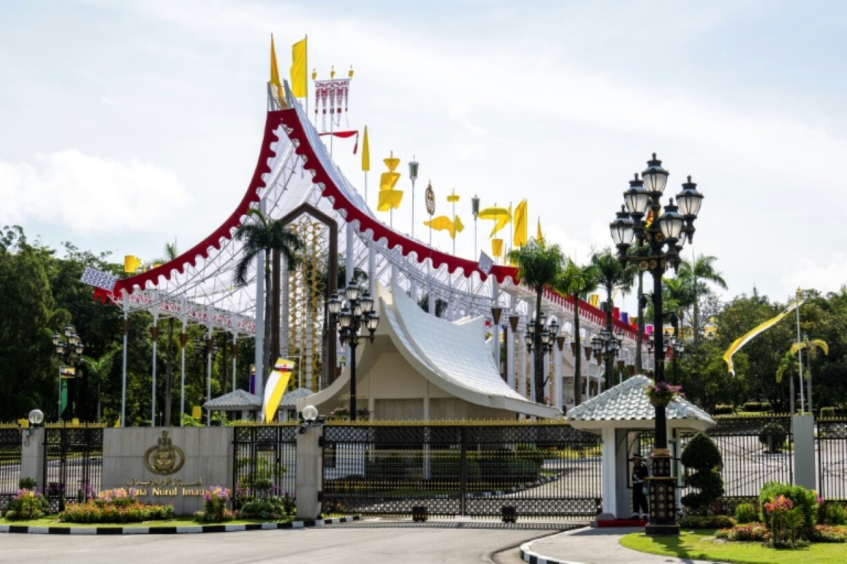A general view of the main gate of Istana Nurul Iman, official residence of the Sultan of Brunei, Hassanal Bolkiah