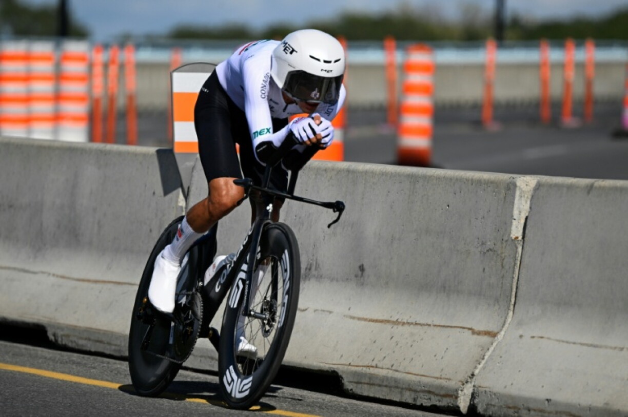 Le Mexicain Isaac del Toro victorieux lors du contre-la-montre des Mondiaux de cyclisme le 20 septembre 2026 à Montréal au Canada