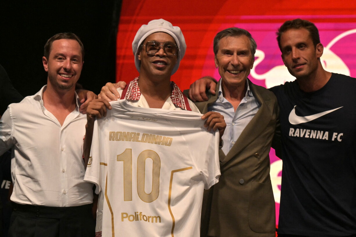 De fréiere brasilianesche Weltstar bei der Presentatioun zu Ravenna.
