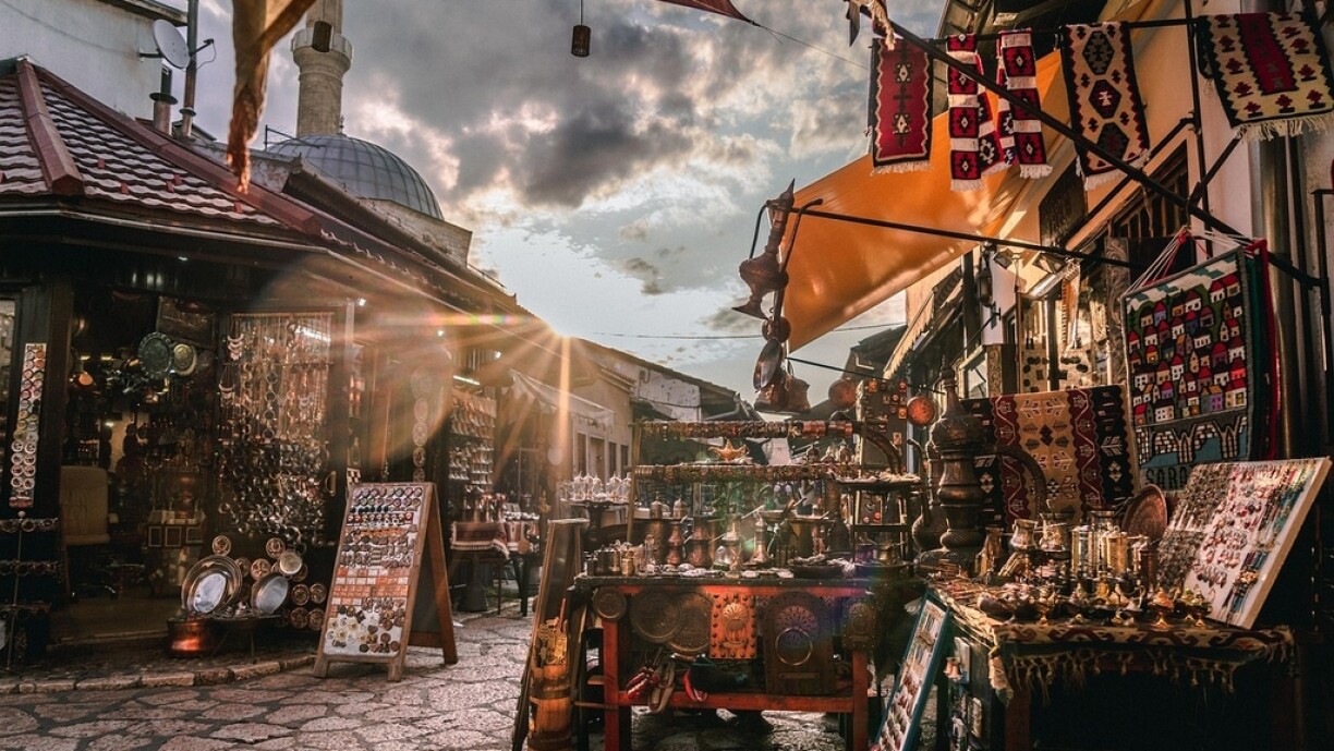 En traditionelle Maart an de Stroosse vu Sarajevo.