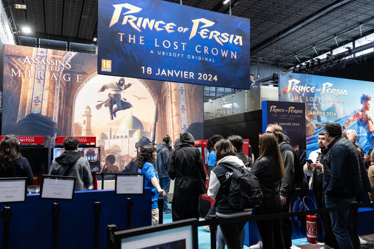 Une image de la Paris Games Week 2023, durant laquelle Ubisoft présentait notamment "Prince of Persia The Lost Crown". Le remake d'un autre épisode majeur de cette saga ne sortira finalement pas.