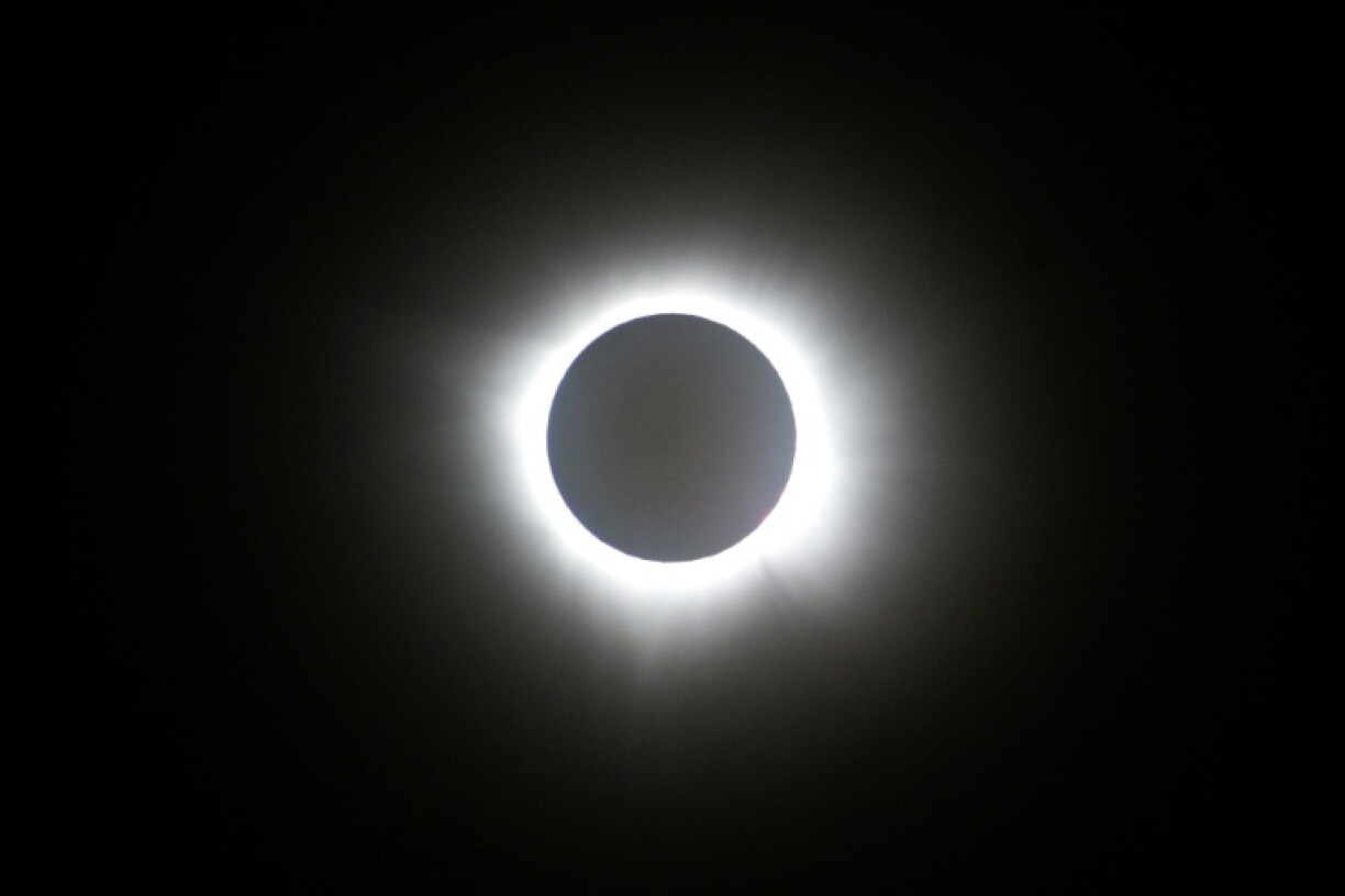 Une éclipse solaire totale observée depuis Nazas, dans l'État de Durango, le 8 avril 2024 au Mexique