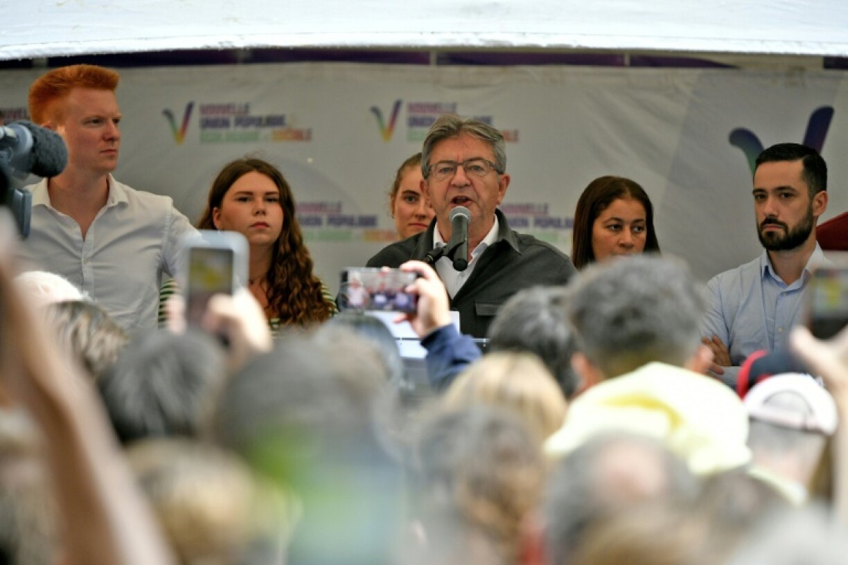 Adrien Quatennens à la Braderie de Lille, avec Jean-Luc Mélenchon, le 3 septembre 2022