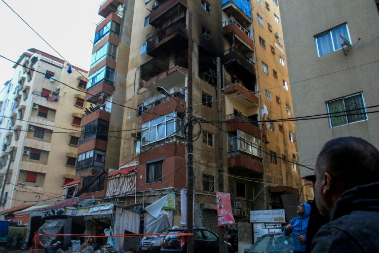 An Israeli air strike targeting a Hamas commander caused heavy damage to an apartment block in the Lebanese port city of Sidon.