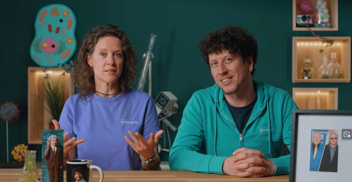 Cet épisode de « Ziel mir keng ! » a été présenté par Michèle Weber, PhD (à gauche) et Jean-Paul Bertemes (à droite), médiateurs scientifiques dans l’équipe science.lu du Fonds National de la Recherche (FNR).