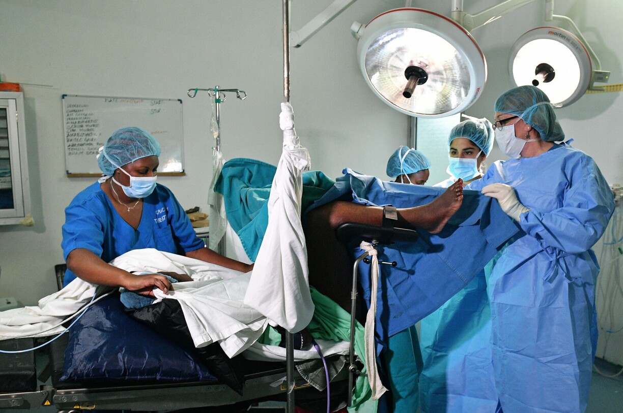 Tout au long de leur vie, les femmes peuvent être confrontées à des violences gynécologiques, que ce soit lors d'actes anodins comme lors d'interventions vitales.