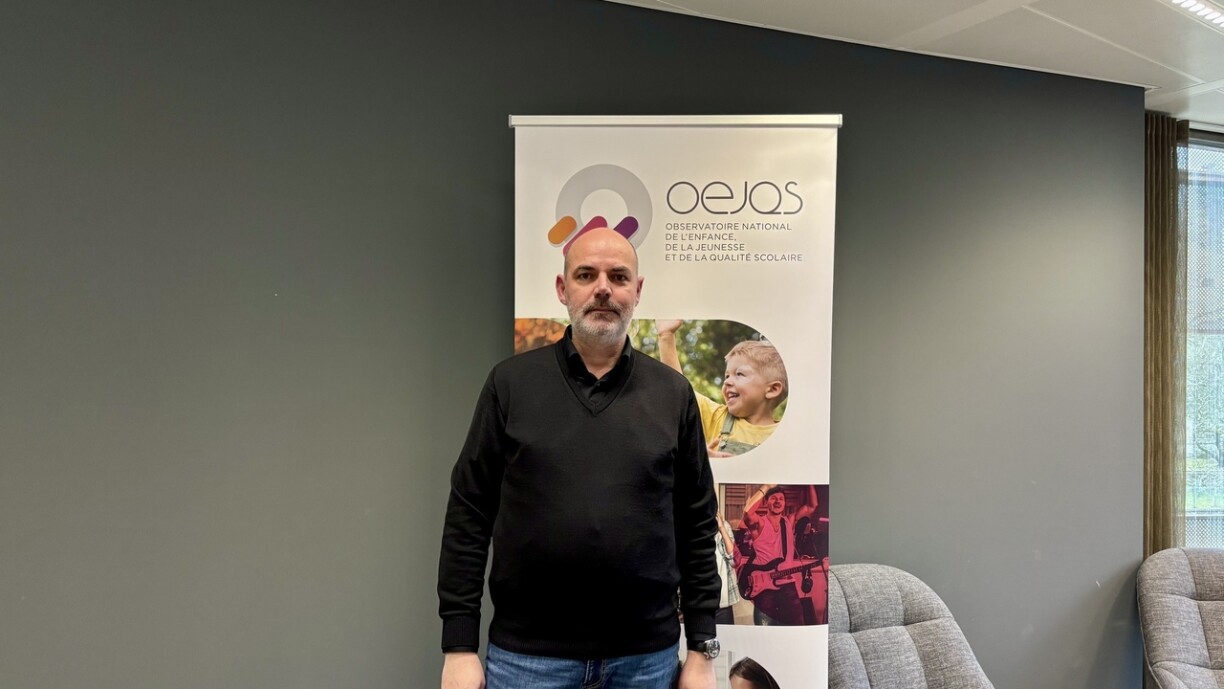 De Mirko Mainini ass zoustänneg fir de Rapport vum OEJQS