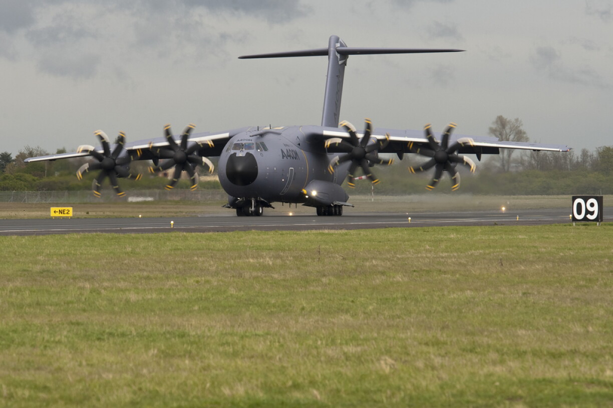 L'A400M photographié avant son décollage.