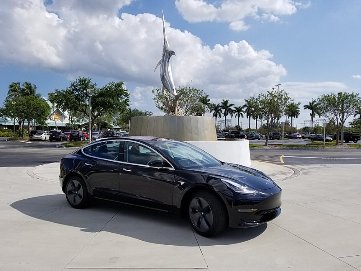 La Tesla Model 3 est la voiture électrique la plus vendue au Luxembourg.