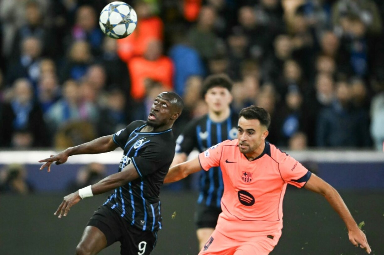 Barcelona's Spanish defender Eric Garcia (R) in action at Club Brugge