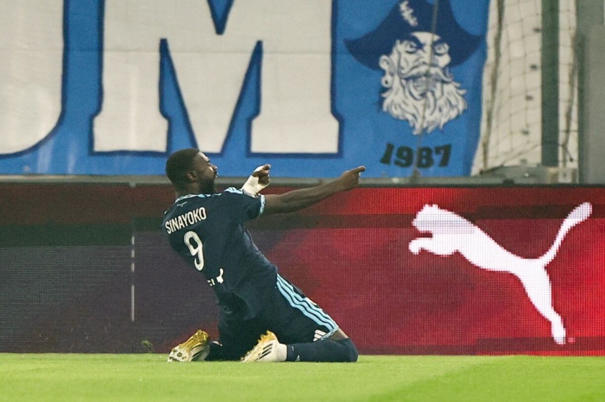Le bourreau de l'OM Lassine Sinayoko fête le premier de ses trois buts contre Marseille, battu par le Paris FC au stade Vélodrome, le 6 septembre 2026