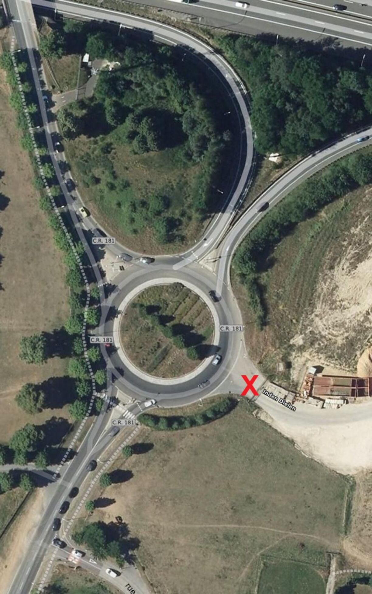 The place where the man was spotted, near the access to the A6 motorway in Strassen.