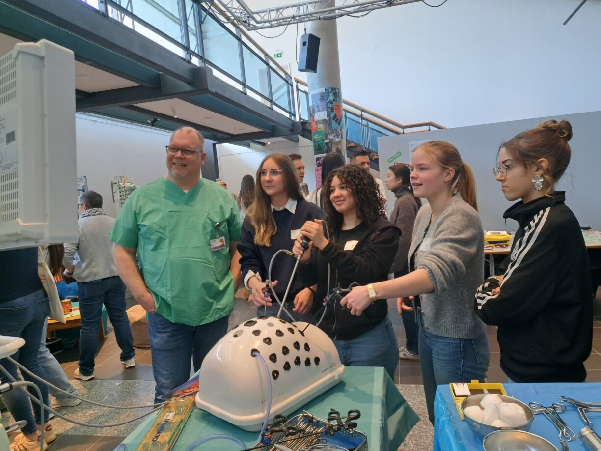 Students showed much interest during the Careers Day organised by the Northern Hospital Centre in Ettelbruck