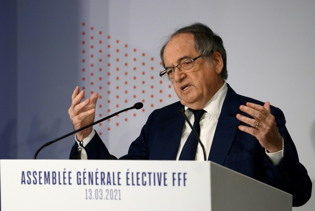 Le président de la Fédération française de football, Noël Le Graët, prononce un discours lors de l'assemblée générale de la FFF, avant sa réélection, le 13 mars 2021 à Paris