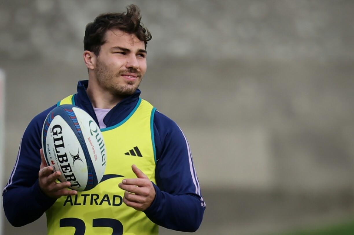 France scrum-half Antoine Dupont, who suffered his knee injury against Ireland in the Six Nations in March, had been training since October