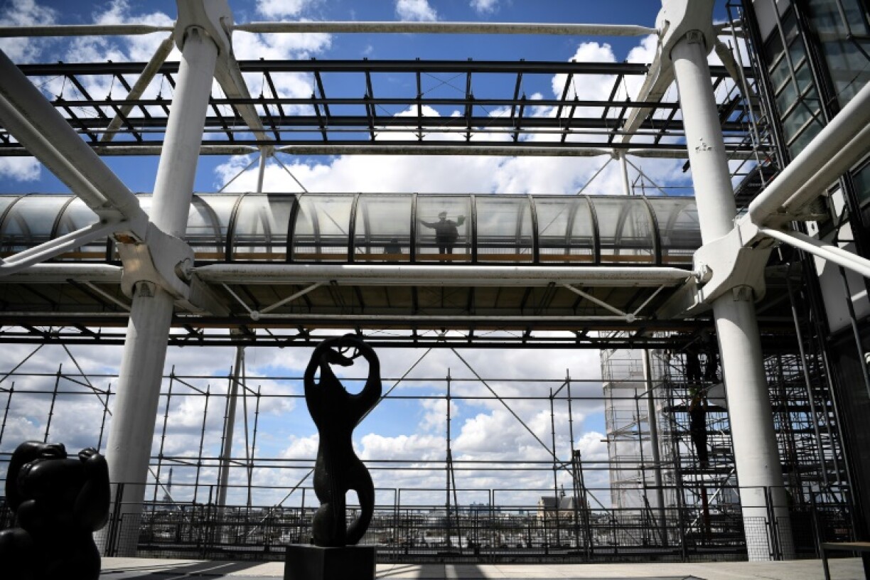 Des travaux au Musée Georges Pompidou, le 15 juin 2020 à Paris