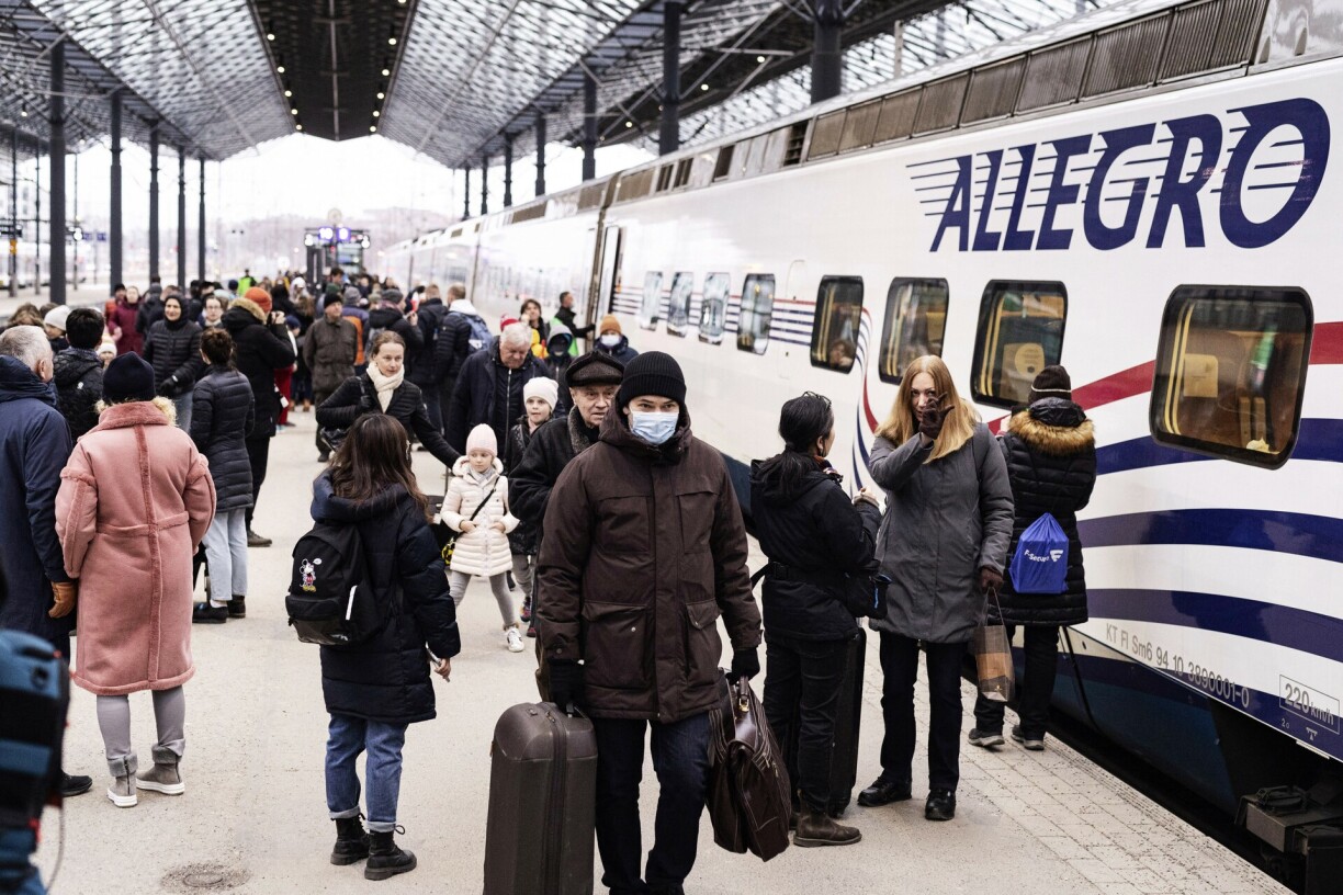 Les derniers passagers en provenance de Russie sur la ligne Saint-Pétersbourg-Helsinki