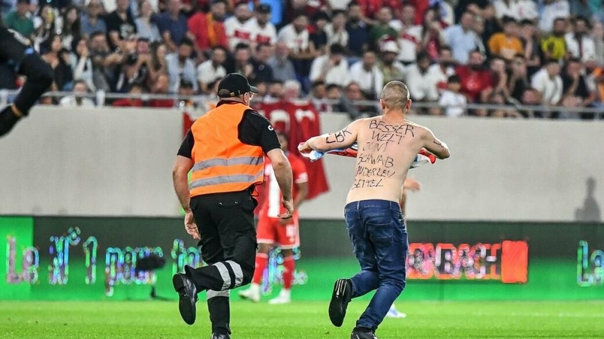 Ee vun de Flitzeren, déi e Samschdeg op den Terrain gelaf sinn.