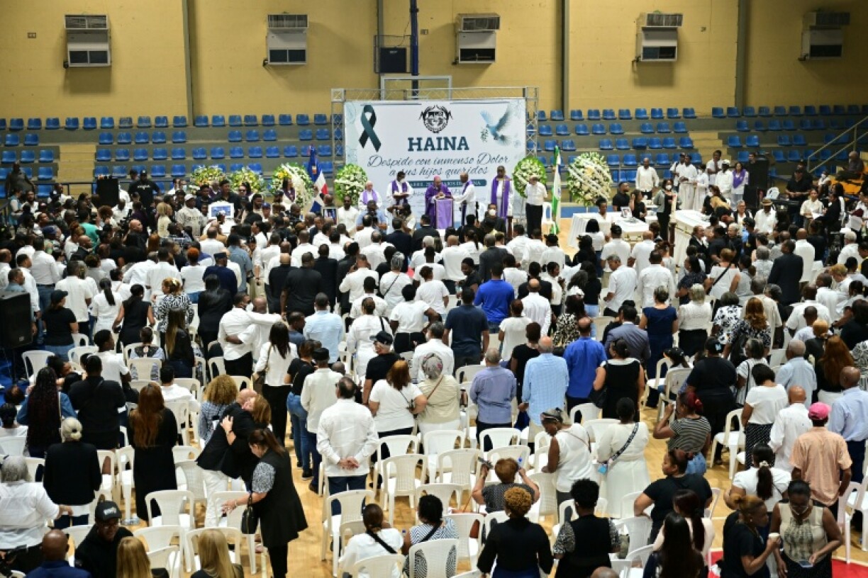 At least 25 members of the Haina community were among the dead