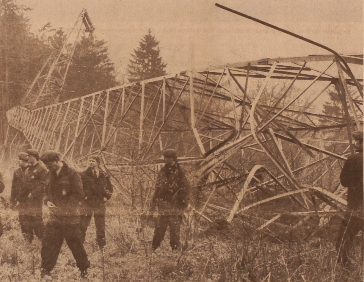 Electricity pylon blown up at Schleiwenhaff (9 May 1985)