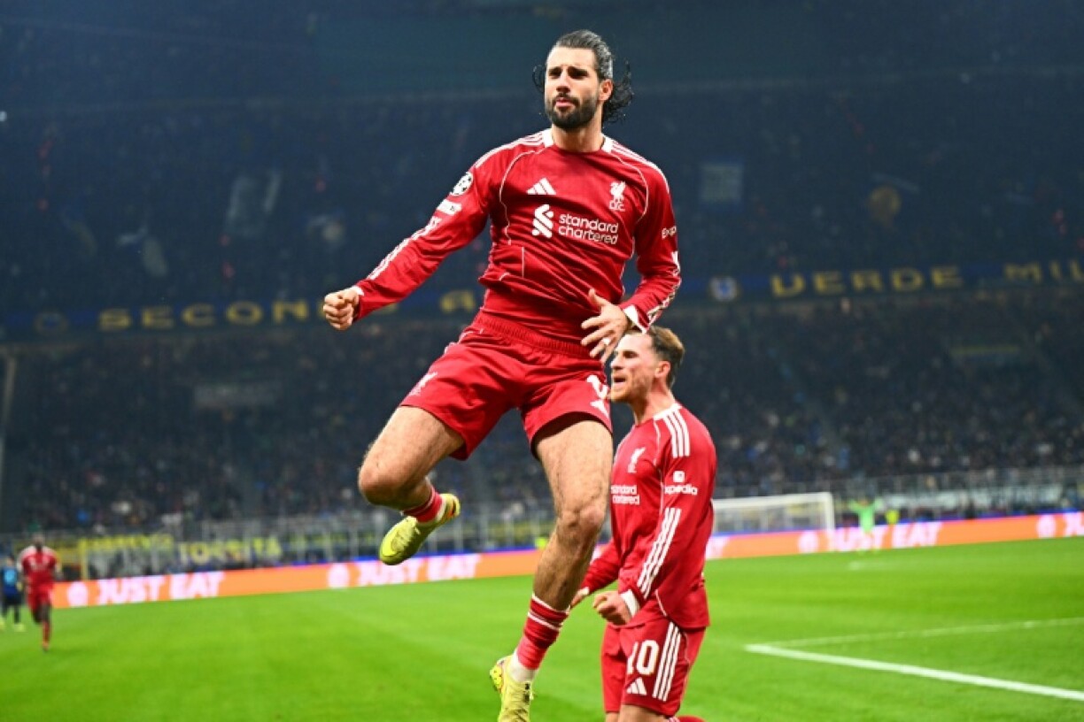 Le milieu de Liverpool Dominik Szoboszlai après son penalty contre l'Inter Milan en Ligue des champions le 9 décembre 2025 à San Siro