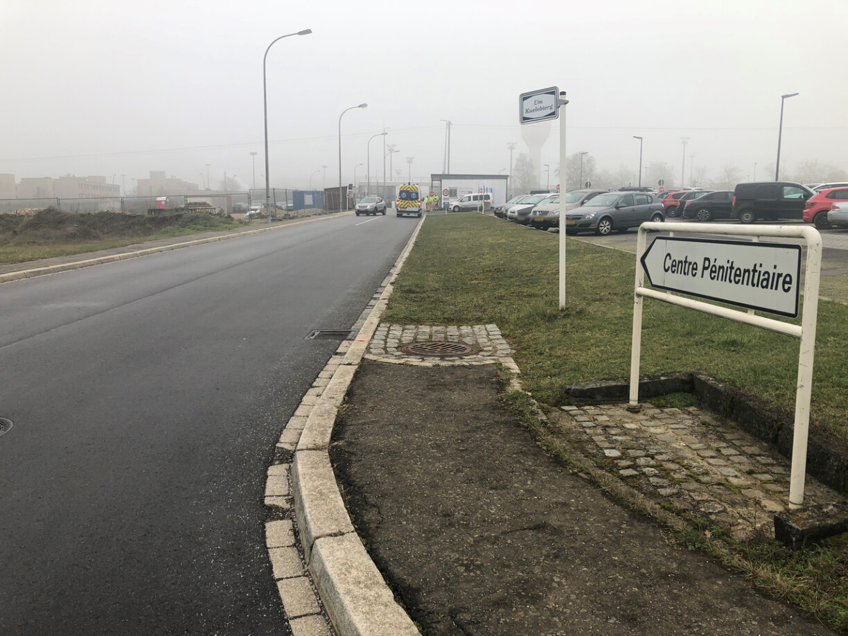 L'entrée du centre pénitentiaire de Schrassig, photographiée vendredi 24 janvier.