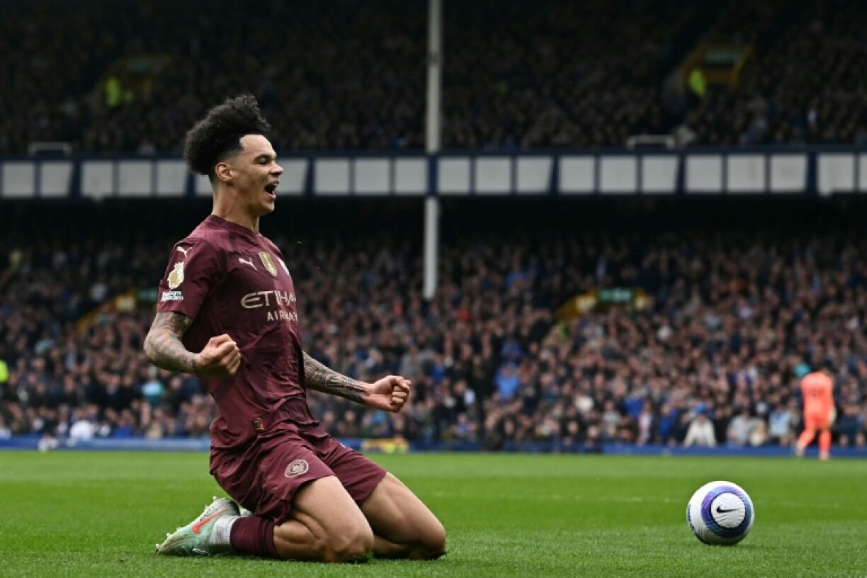 Nico O'Reilly opened the scoring for Man City at Everton
