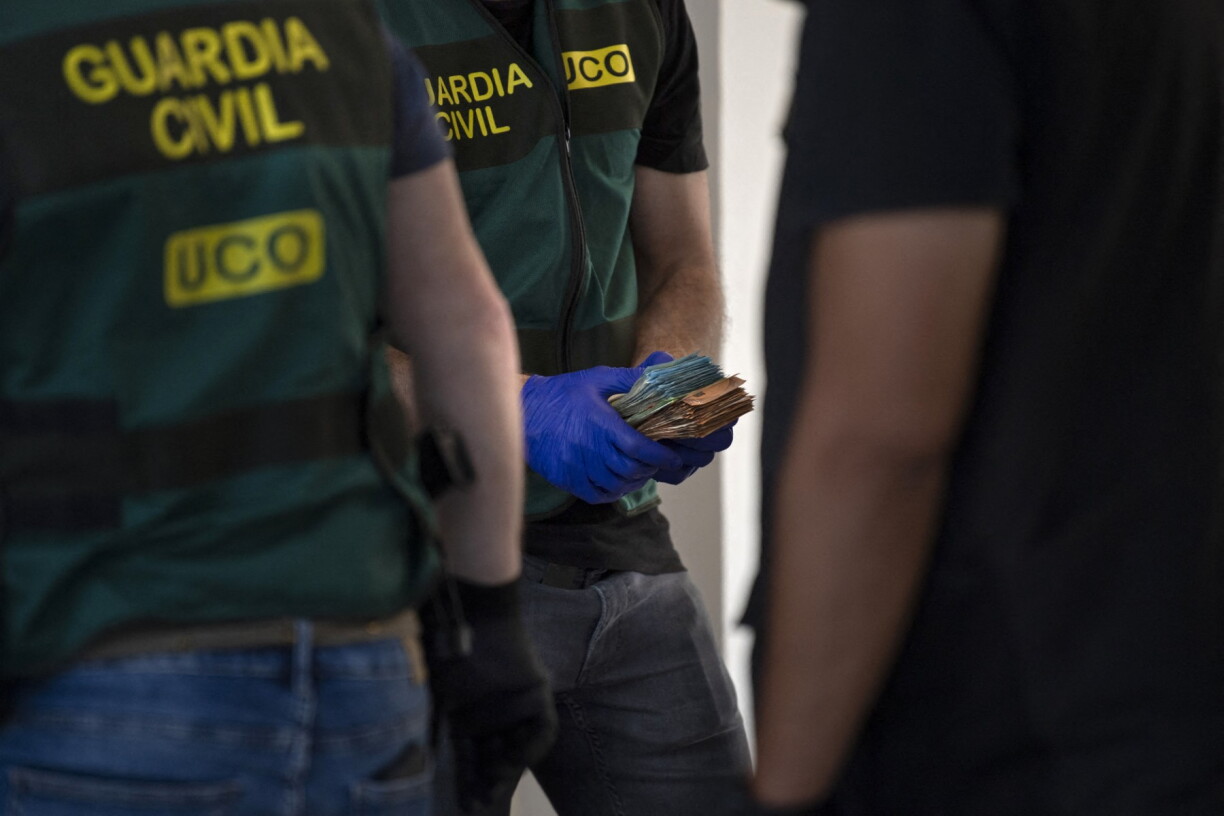 Archiv-Foto vun der spuenescher Guardia Civil