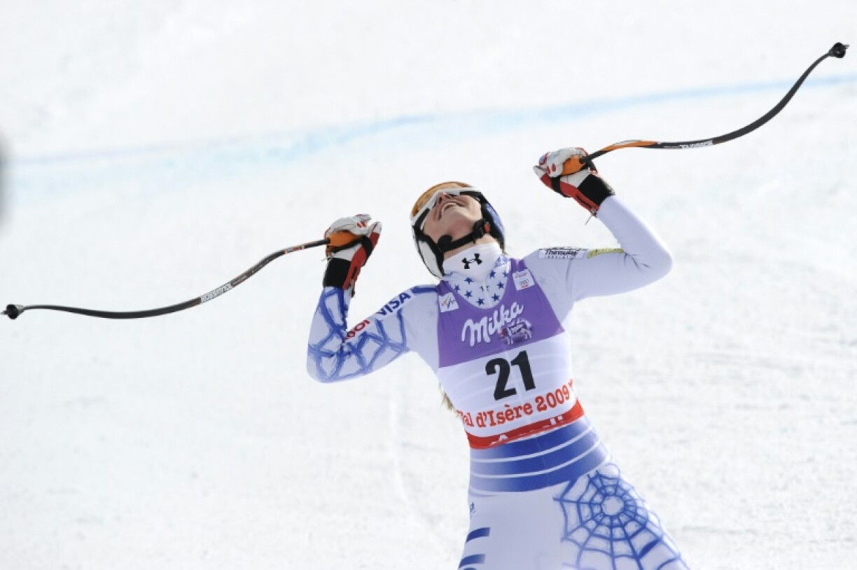 Vonn celebrates after winning the 2009 downhill